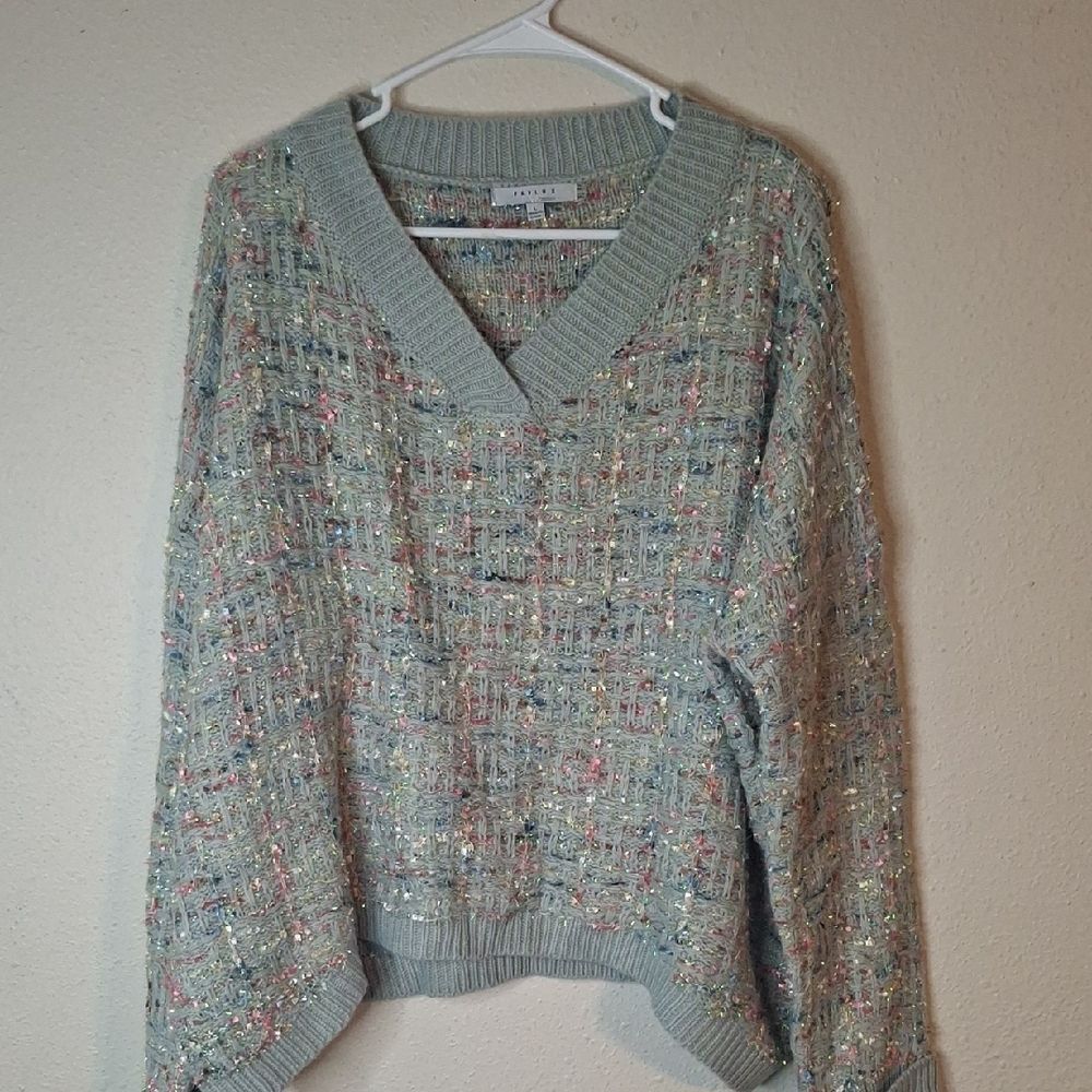 FAVLUX Gray V-Neck Sweater with Speckled Design size large